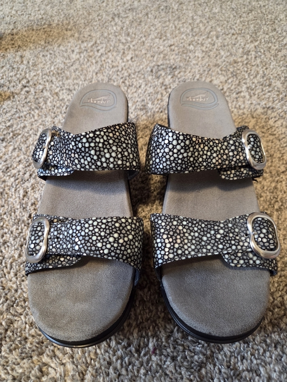 Dansko Sophie Black Shagreen Buckle Metallic Leather Wedge Sandals 41 10.5-11 - Picture 10 of 12